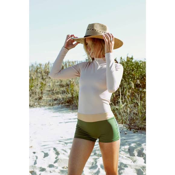 NEW OLIVE SURF the lauren wetsuit in sandy rose- dune -dirty martini - Picture 3 of 3